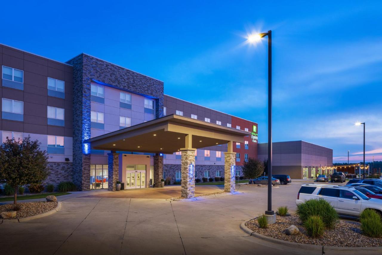 Holiday Inn Express & Suites Sioux City North - Event Center By Ihg Dakota Dunes Экстерьер фото
